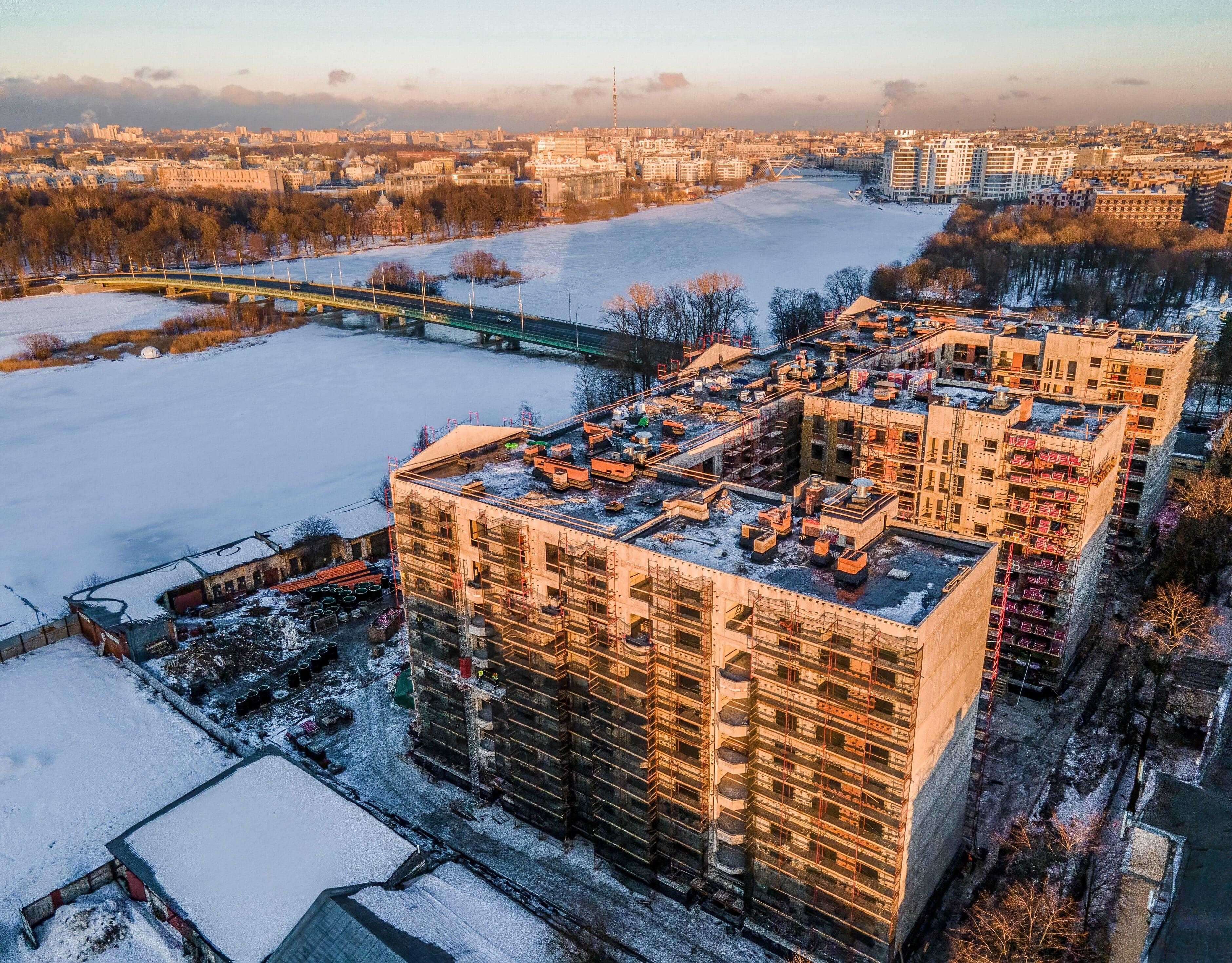 Ход строительства ЖК Клубный дом Петровская коса, 1 в Санкт-Петербурге и ЛО  | Дата сдачи квартир в новостройках от Застройщика